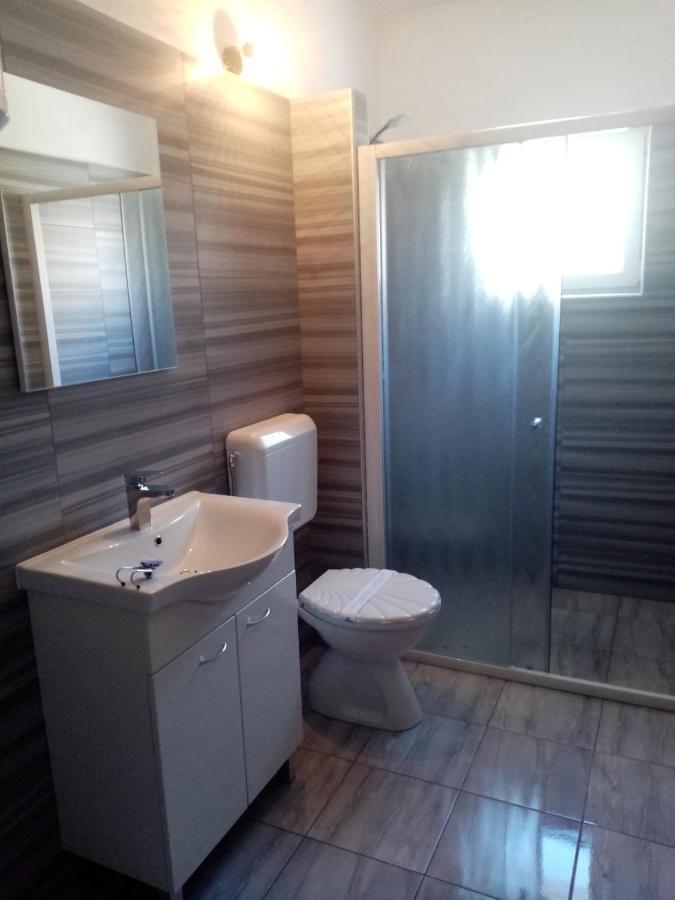 Apartman Petra 塞尼 外观 照片