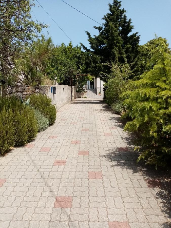 Apartman Petra 塞尼 外观 照片